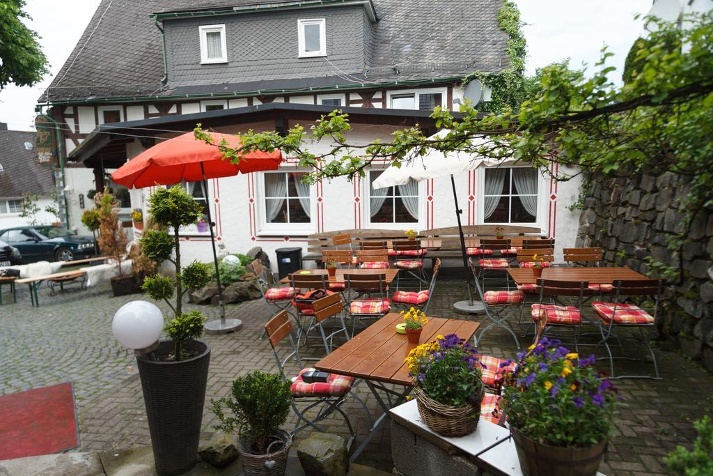 Hotel Restaurant Lindenhof Bad Laasphe Exterior photo